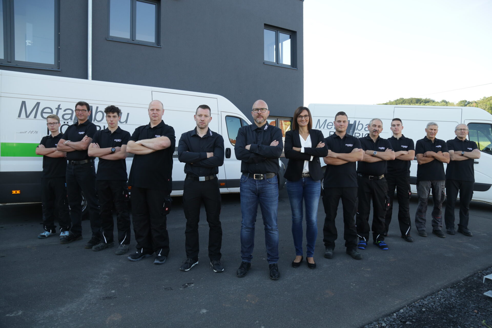 Team von Metallbau Röhrig aus Hosenfeld bei Fulda – erfahrene Metallbauer für Konstruktionen, Geländer, Treppen & Sonderanfertigungen.